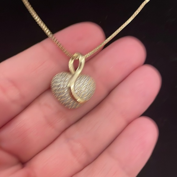 Vintage Gold Silver Tone Heart Pendant Choker Collar Statement Necklace - Picture 2 of 3